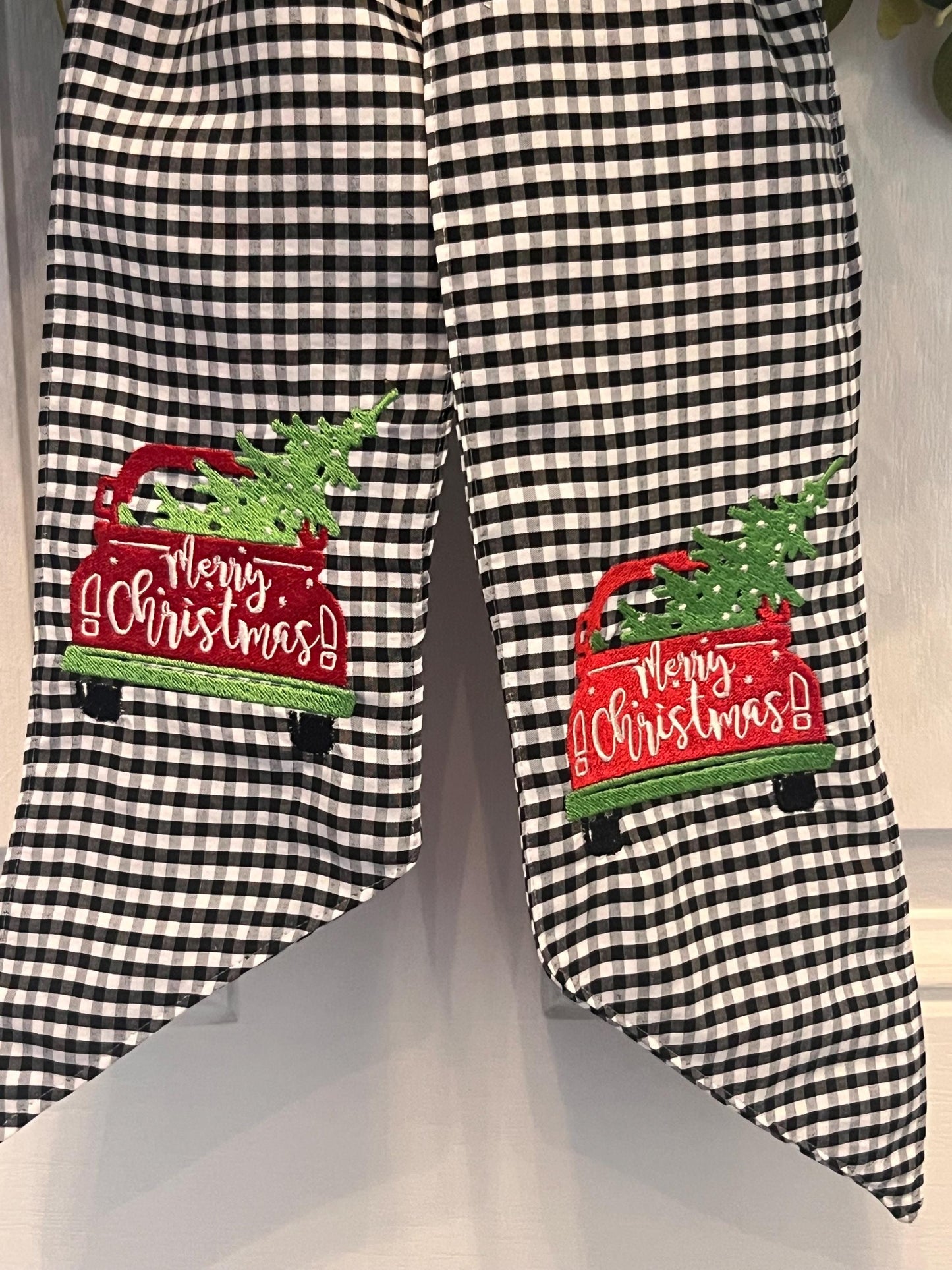 Embroidered Christmas Farmhouse Wreath Sash: Holiday Door Hanger